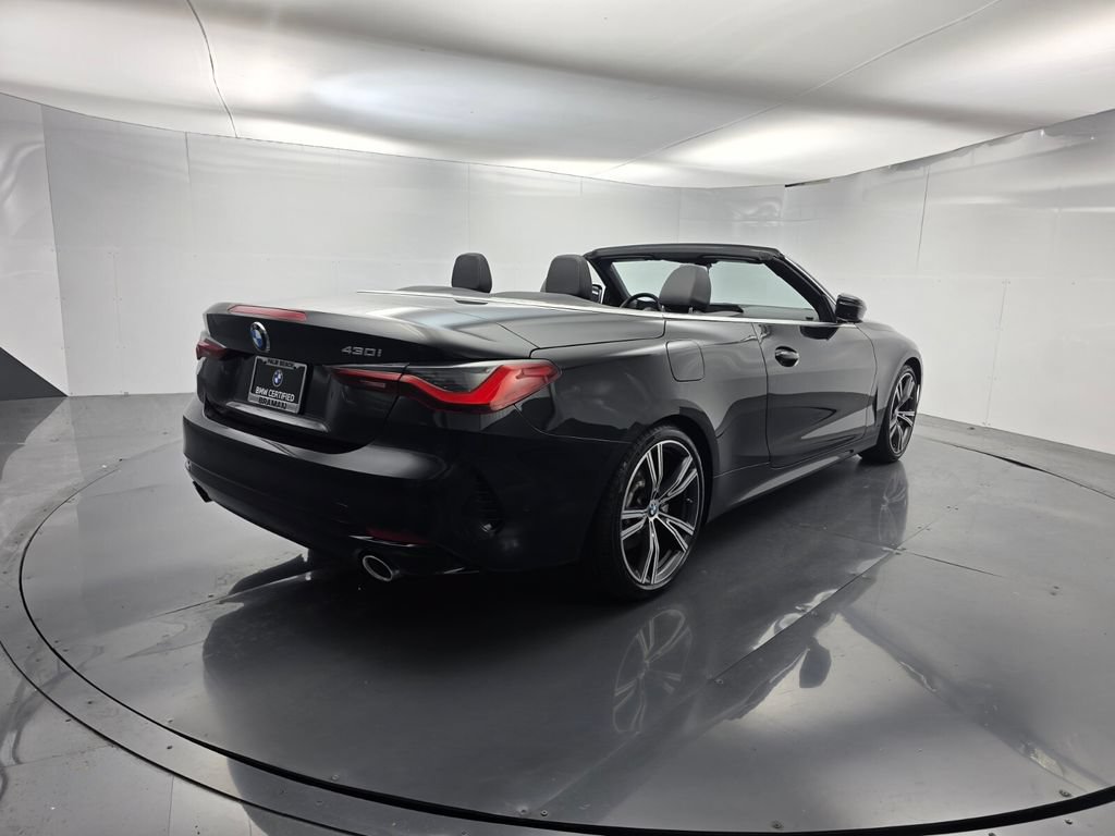 Used 2024 BMW 430i Convertible w/ Premium Package RWD image 4