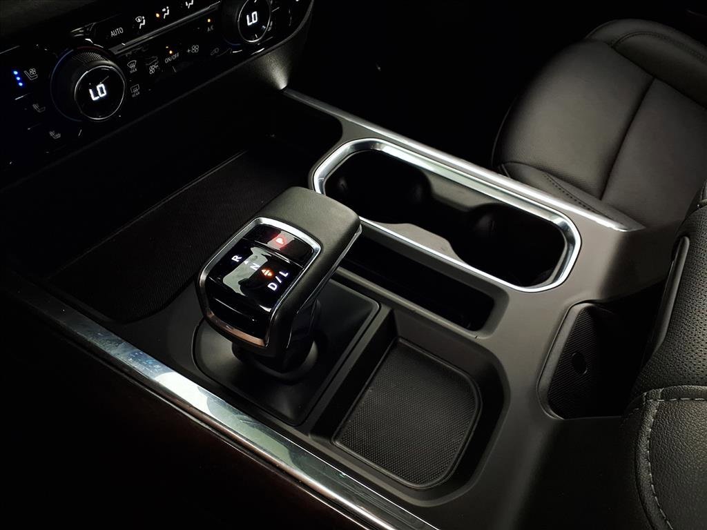 Used 2024 Chevrolet Silverado 1500 LTZ w/ LTZ Convenience Package II image 13