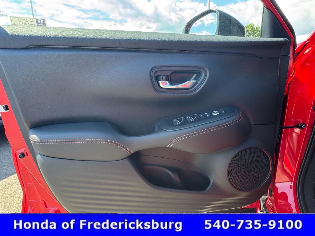 Used 2026 Honda HR-V Sport image 31