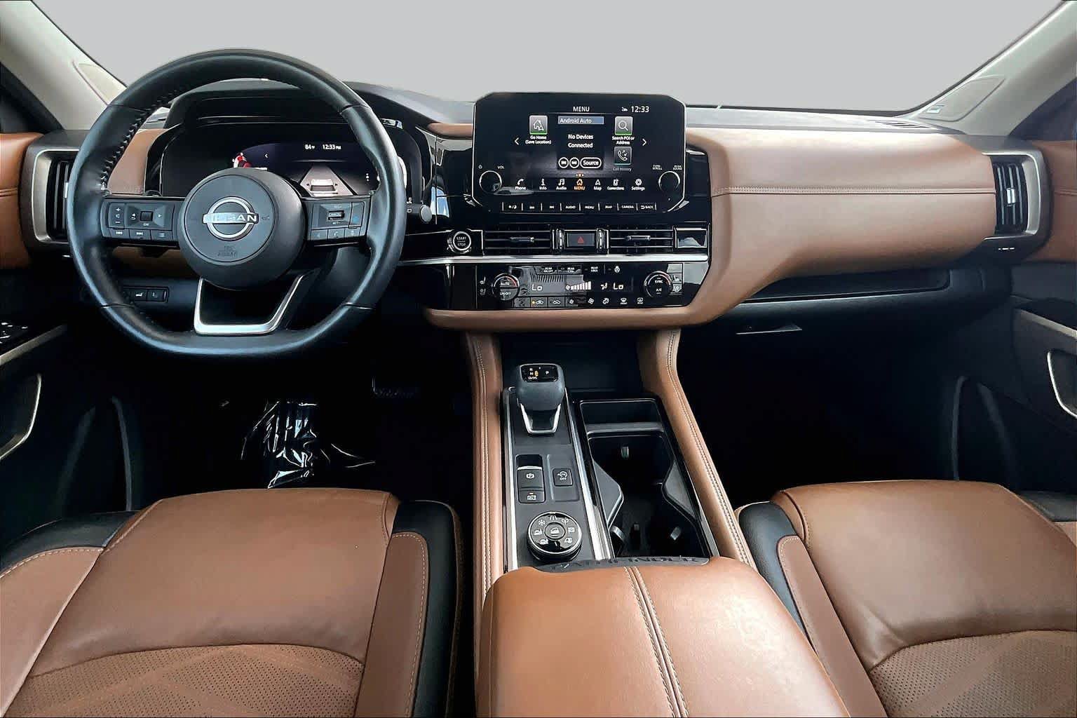 Used 2023 Nissan Pathfinder Platinum w/ Cargo Package AWD/4WD image 14