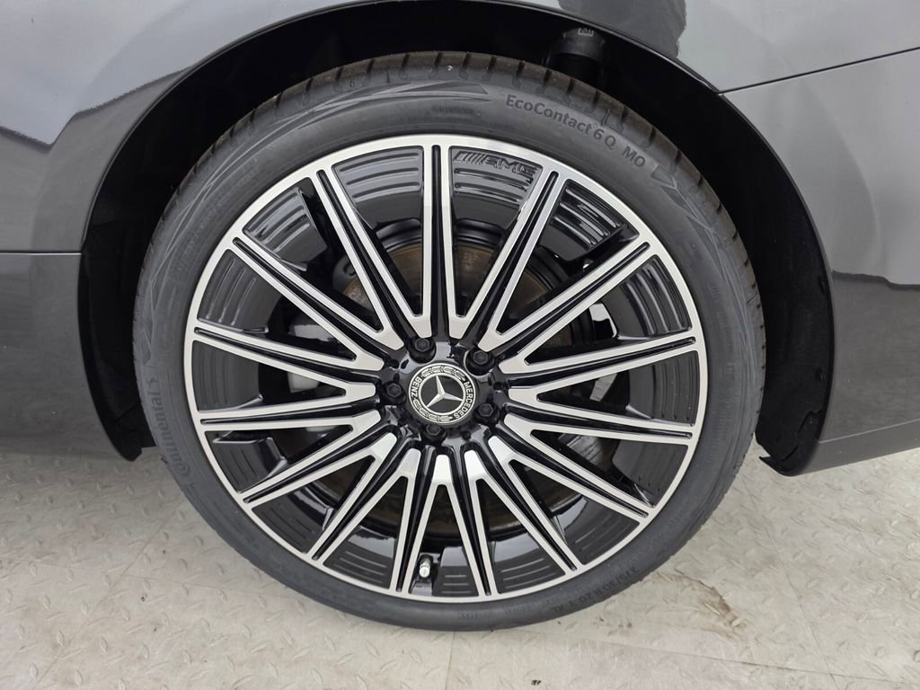 New 2026 Mercedes-Benz CLE 300 4MATIC Coupe image 11