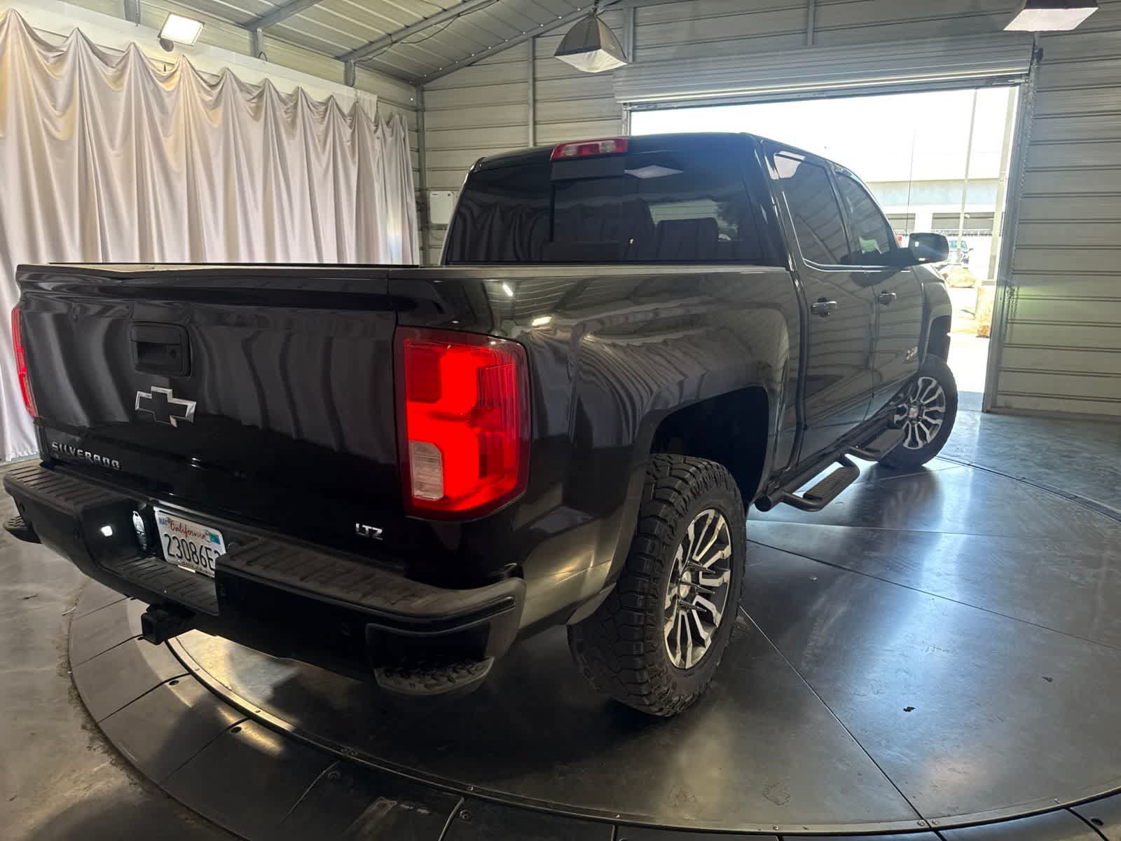Used 2017 Chevrolet Silverado 1500 LTZ Z71 w/ LTZ Plus Package AWD/4WD image 5