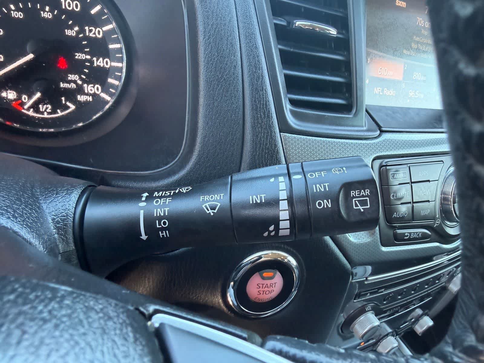 Used 2020 Nissan Pathfinder SL image 30