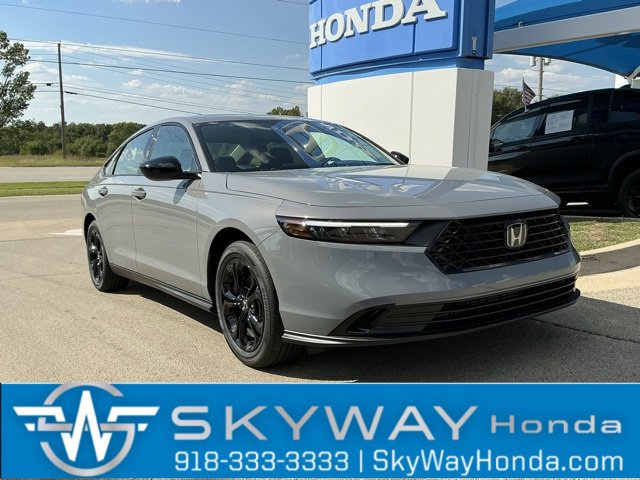New 2025 Honda Accord SE