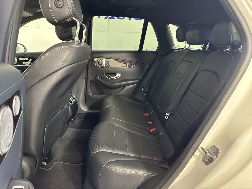 Used 2017 Mercedes-Benz GLC 300 image 33