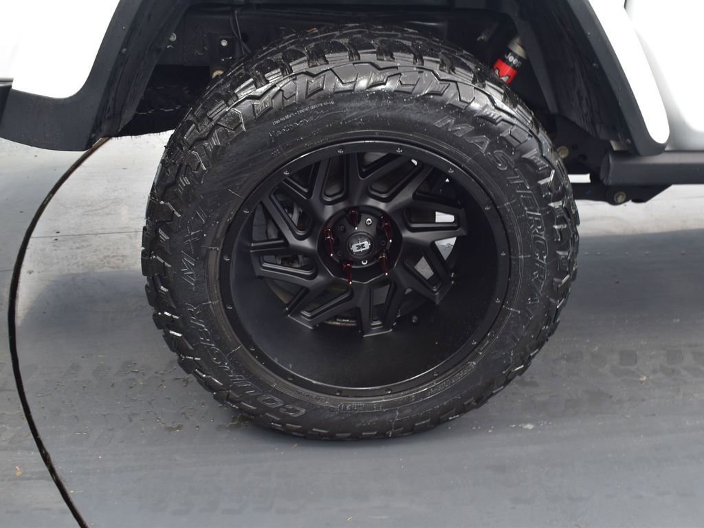 Used 2020 Jeep Gladiator Rubicon image 8