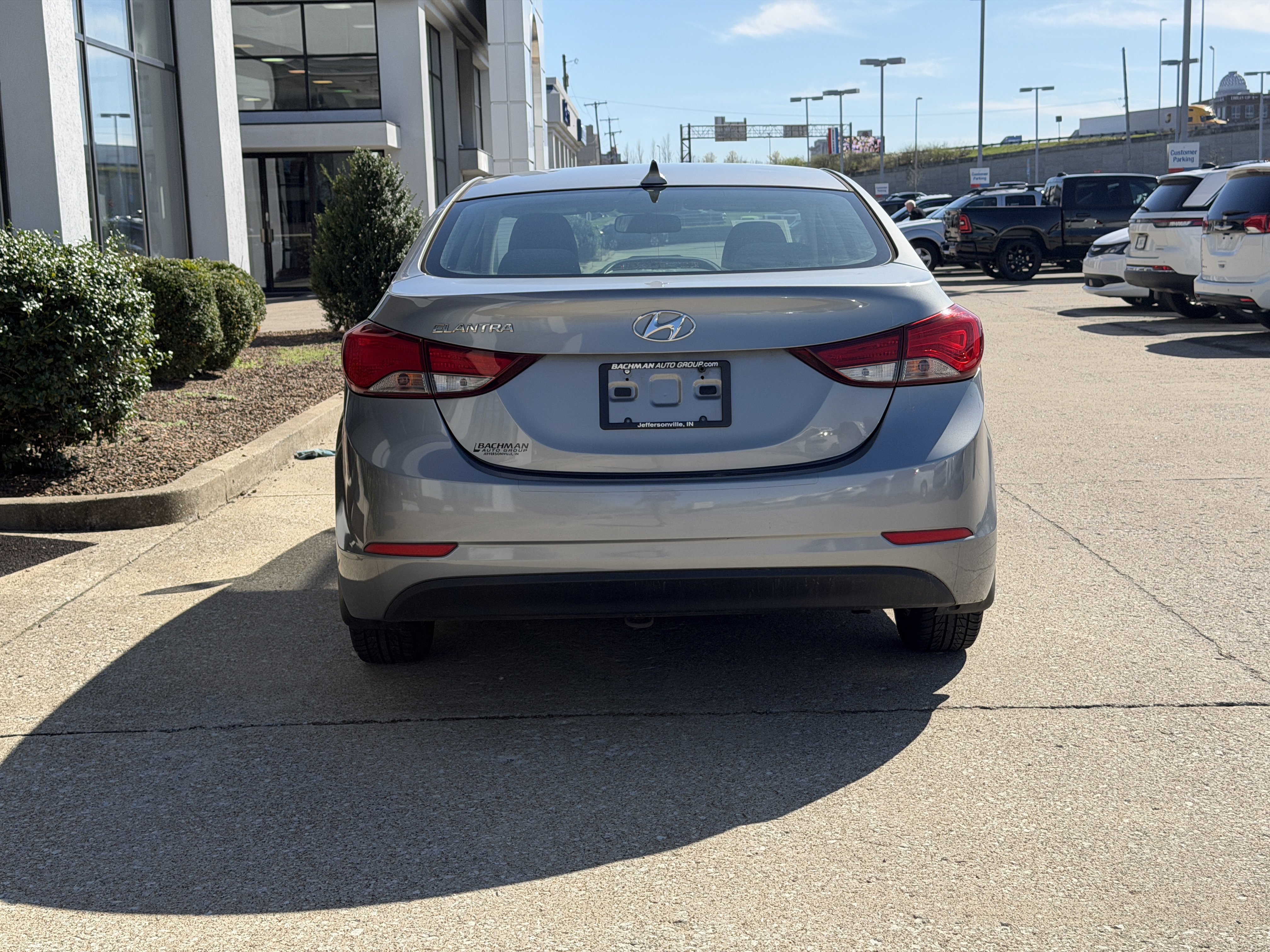 Used 2015 Hyundai Elantra SE image 6