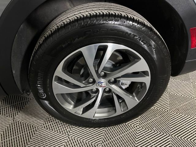 Used 2023 Buick Envision Essence image 45