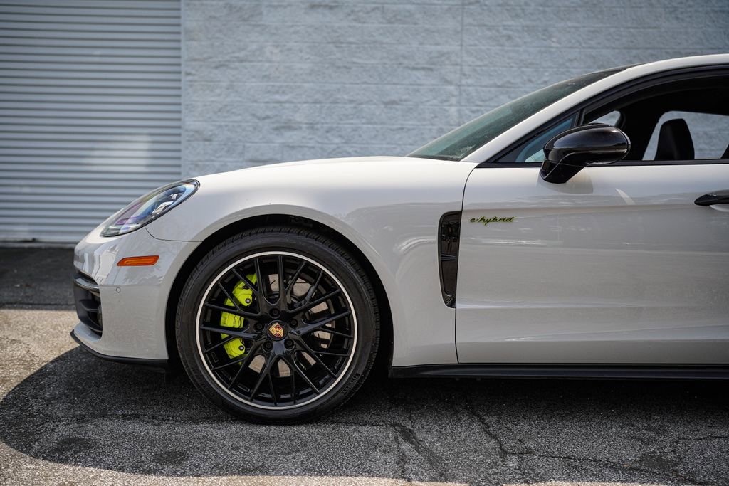 Used 2023 Porsche Panamera 4 Platinum Edition AWD/4WD image 11