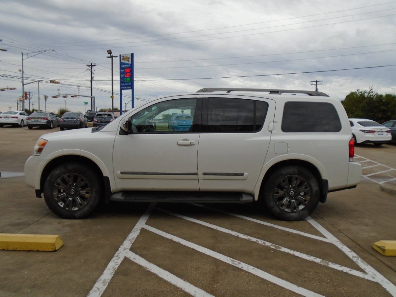 Used 2015 Nissan Armada Platinum w/ Platinum Reserve Package AWD/4WD image 3