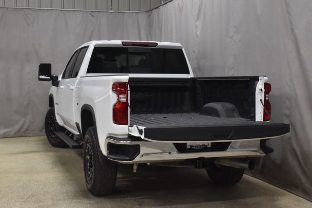 Used 2024 Chevrolet Silverado 2500 LT w/ Convenience Package image 10