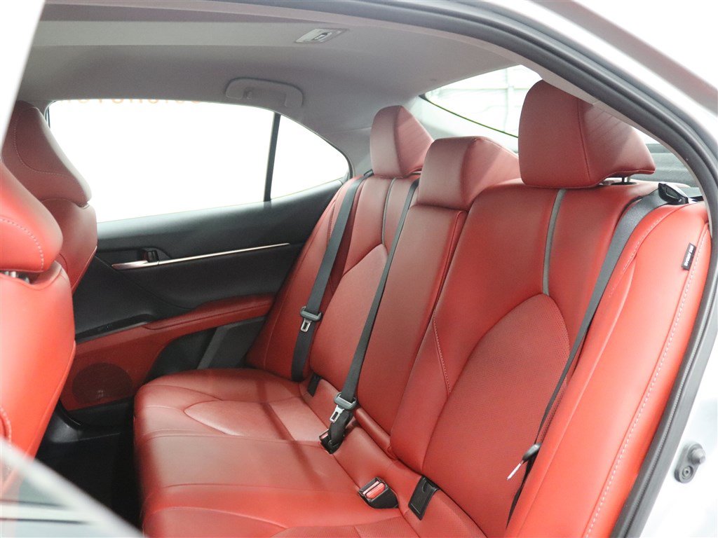 Used 2024 Toyota Camry XSE FWD image 17