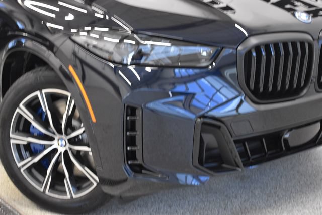 New 2026 BMW X5 xDrive50e w/ M Sport Package AWD/4WD image 31