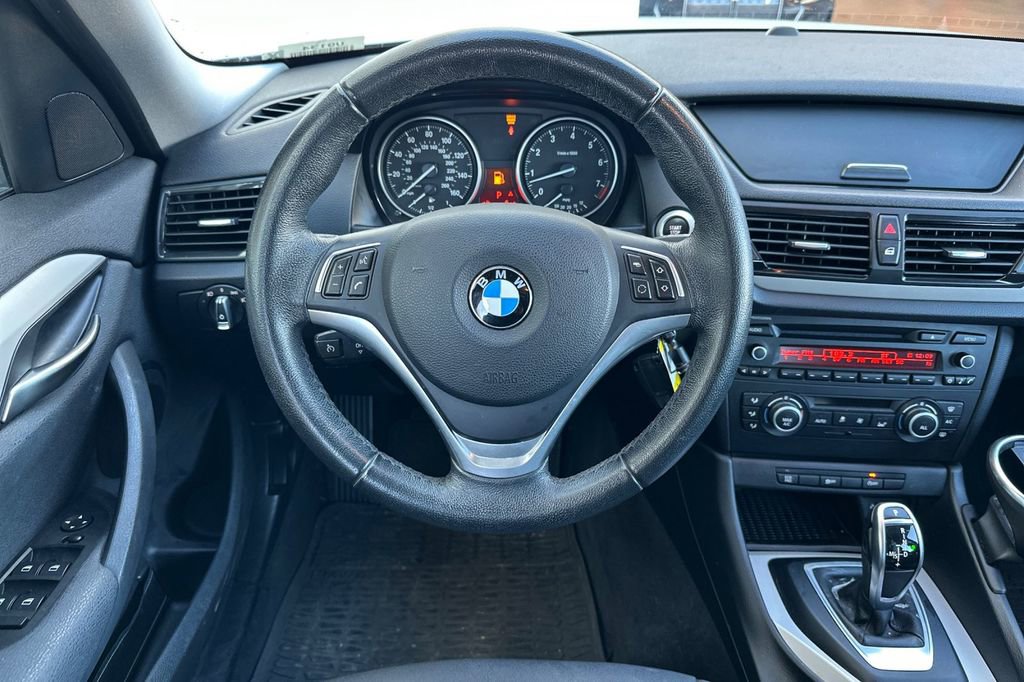 Used 2015 BMW X1 sDrive28i image 15