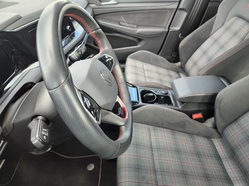 Used 2024 Volkswagen GTI S image 10