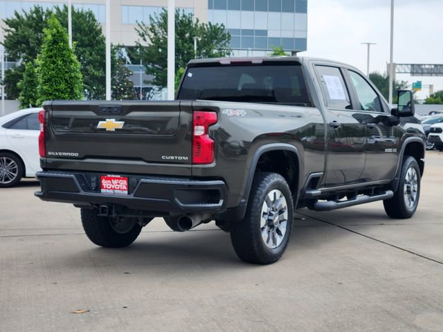 Used 2022 Chevrolet Silverado 2500 Custom w/ Custom Value Package AWD/4WD image 5