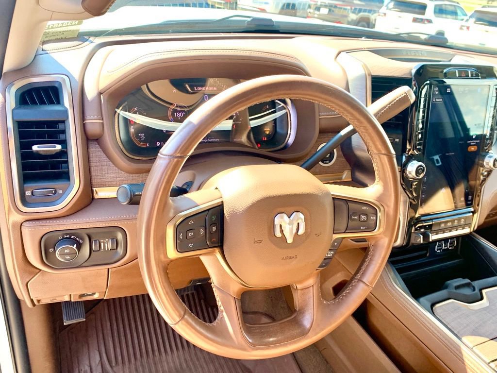 Used 2024 RAM 2500 Limited AWD/4WD image 16