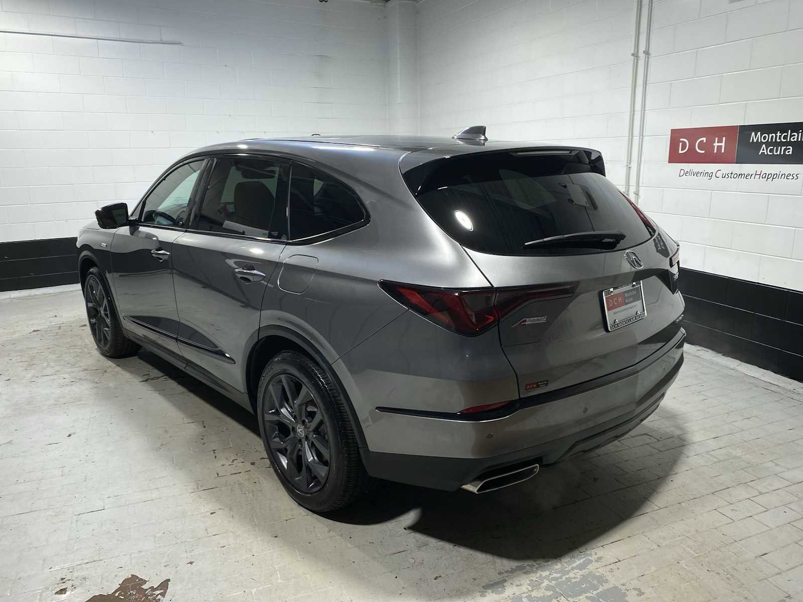 Certified 2023 Acura MDX A-Spec image 4
