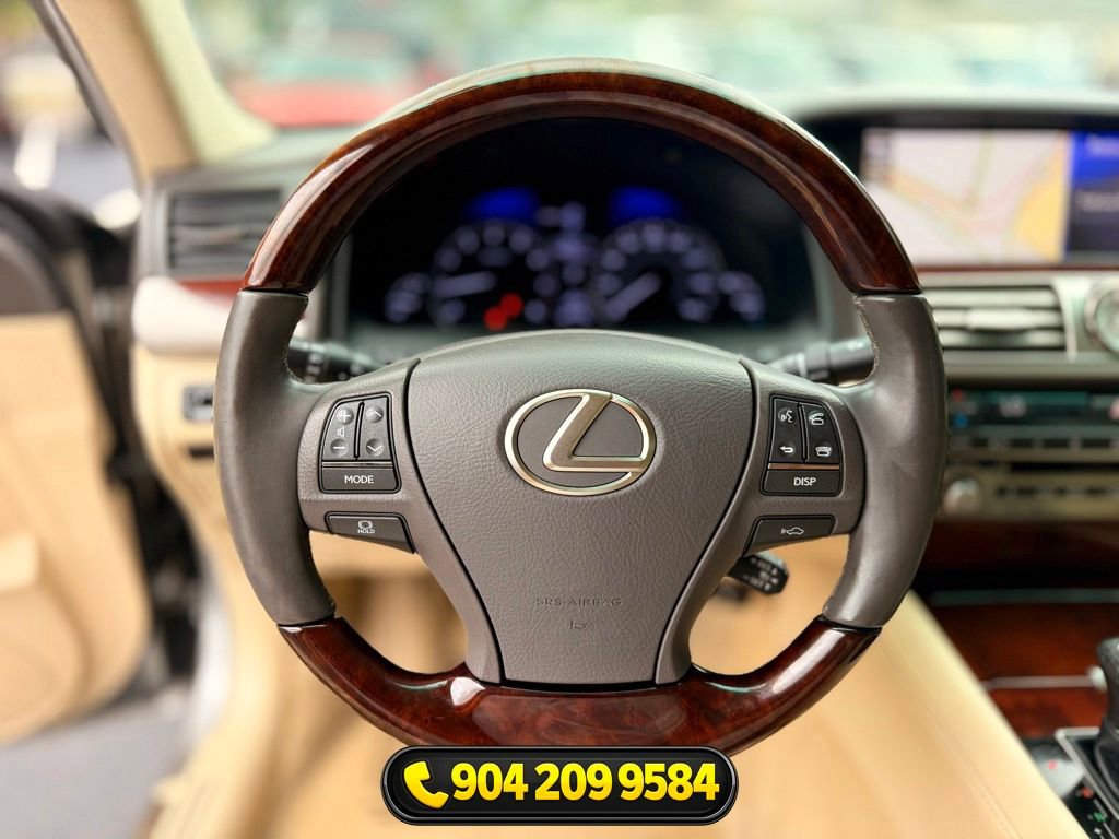 Used 2016 Lexus LS 460 w/ Comfort Package RWD image 16