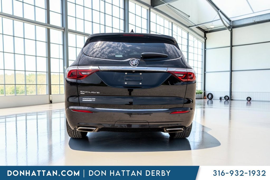 Used 2023 Buick Enclave Essence AWD/4WD image 33