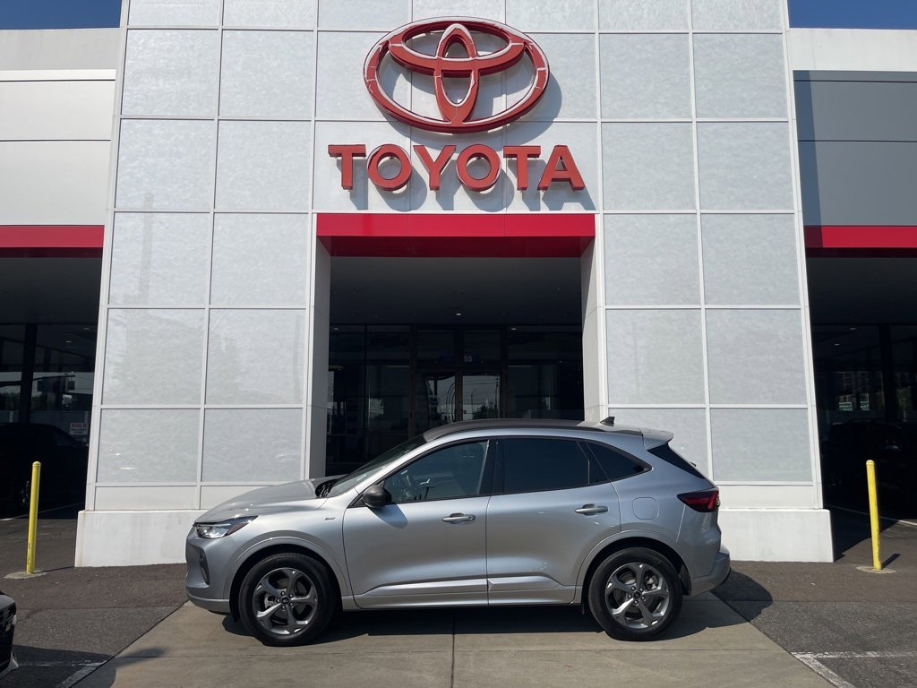 Used 2023 Ford Escape ST-Line