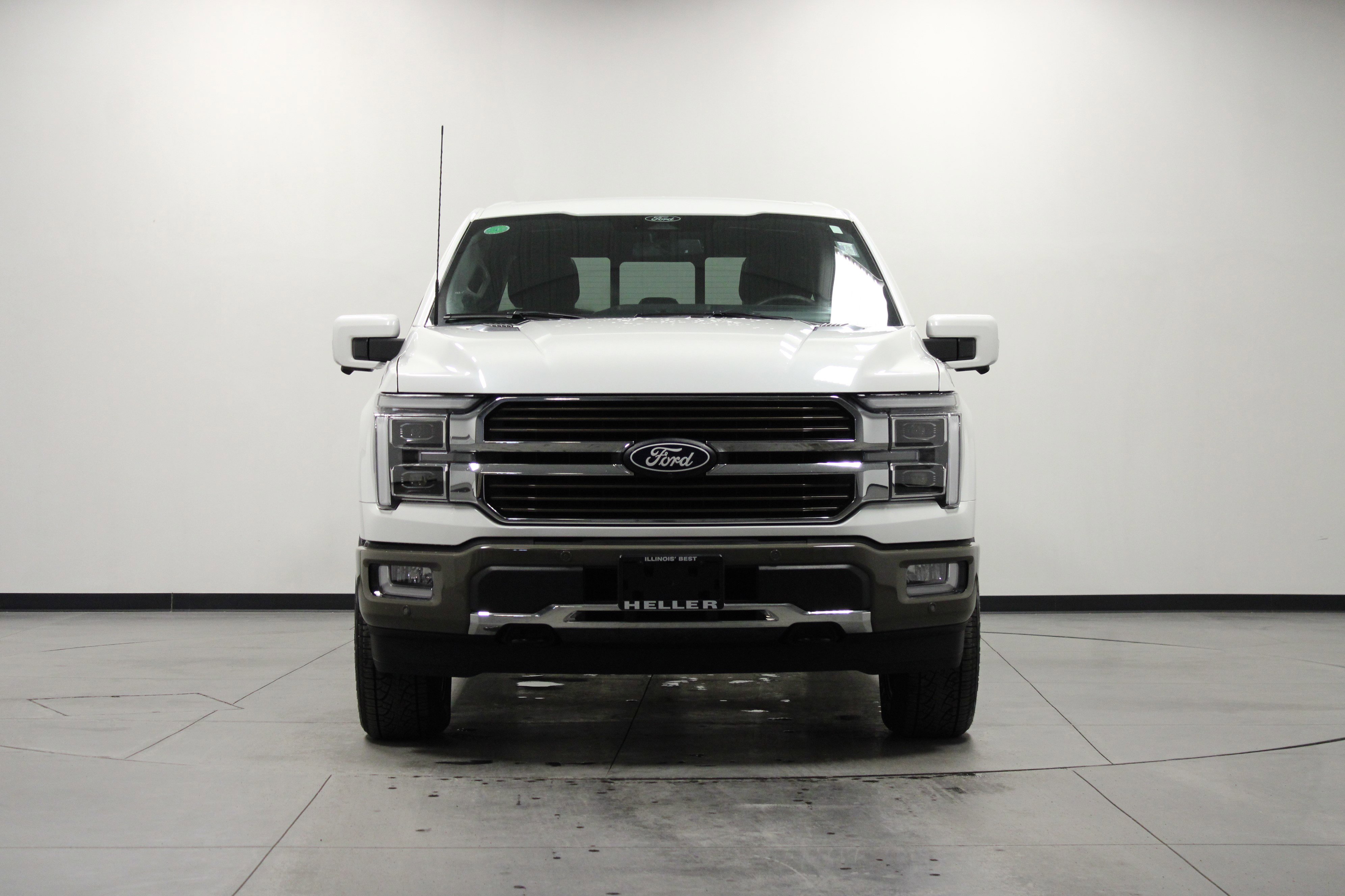 Used 2025 Ford F150 King Ranch w/ FX4 Off-Road Package image 9