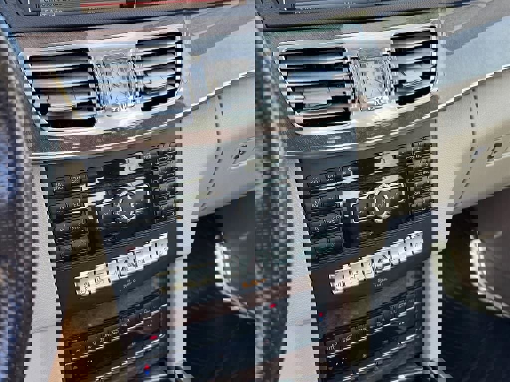 Used 2014 Mercedes-Benz E 350 4MATIC Sedan w/ Premium 1 Package image 24