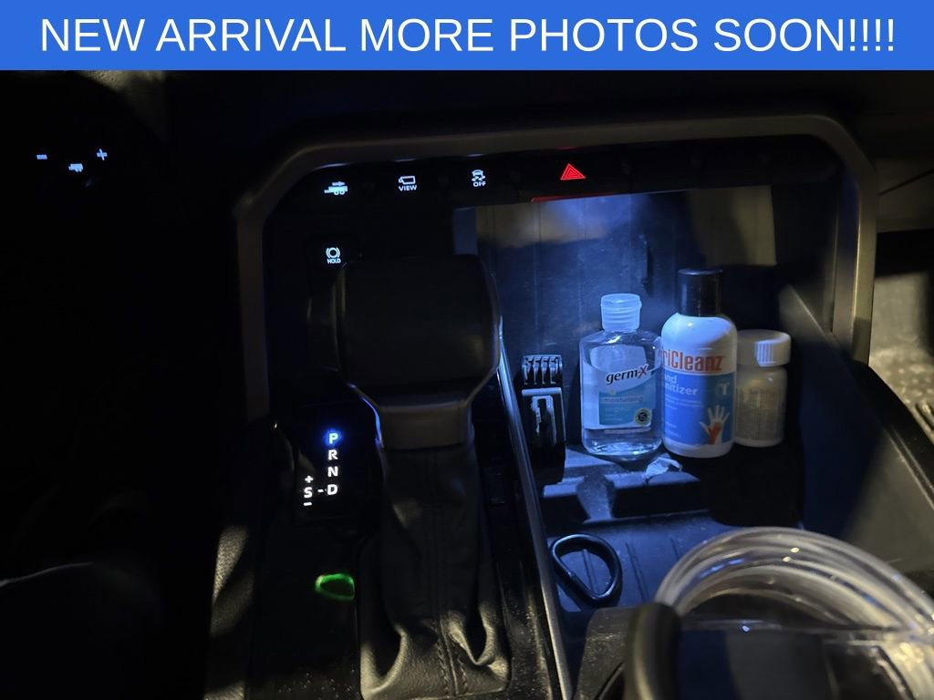 Used 2022 Toyota Tundra SR5 w/ Advanced Technology Package image 16