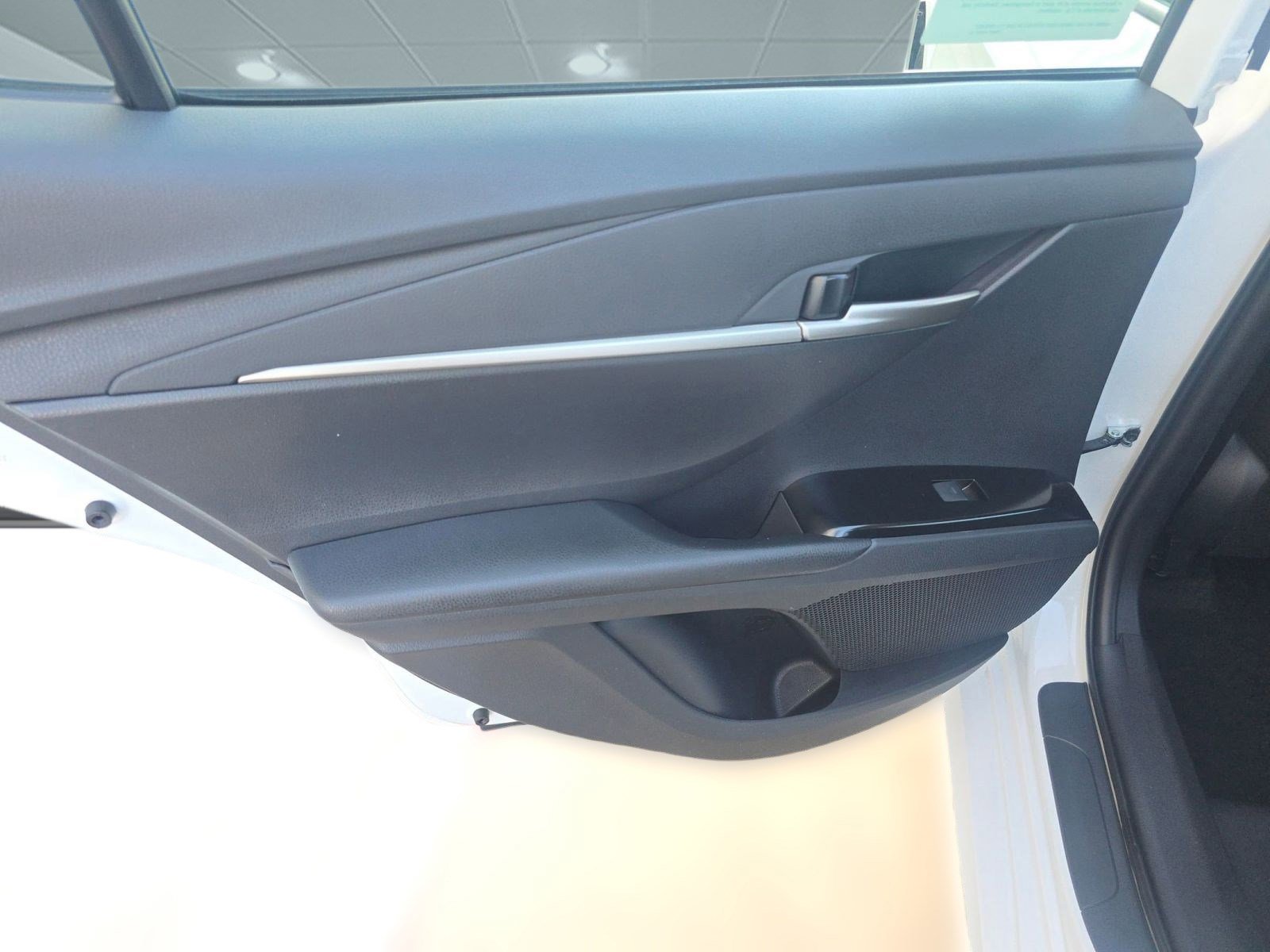 Used 2026 Toyota Camry LE w/ Convenience Package FWD image 20