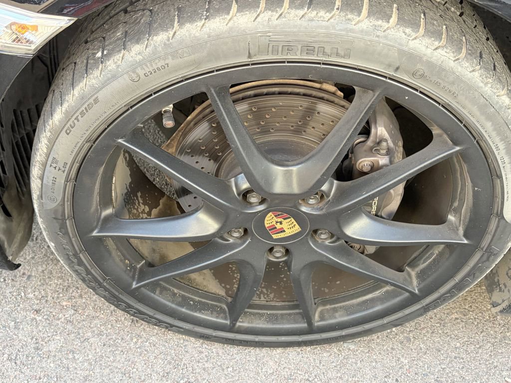 Used 2016 Porsche Cayman RWD image 5