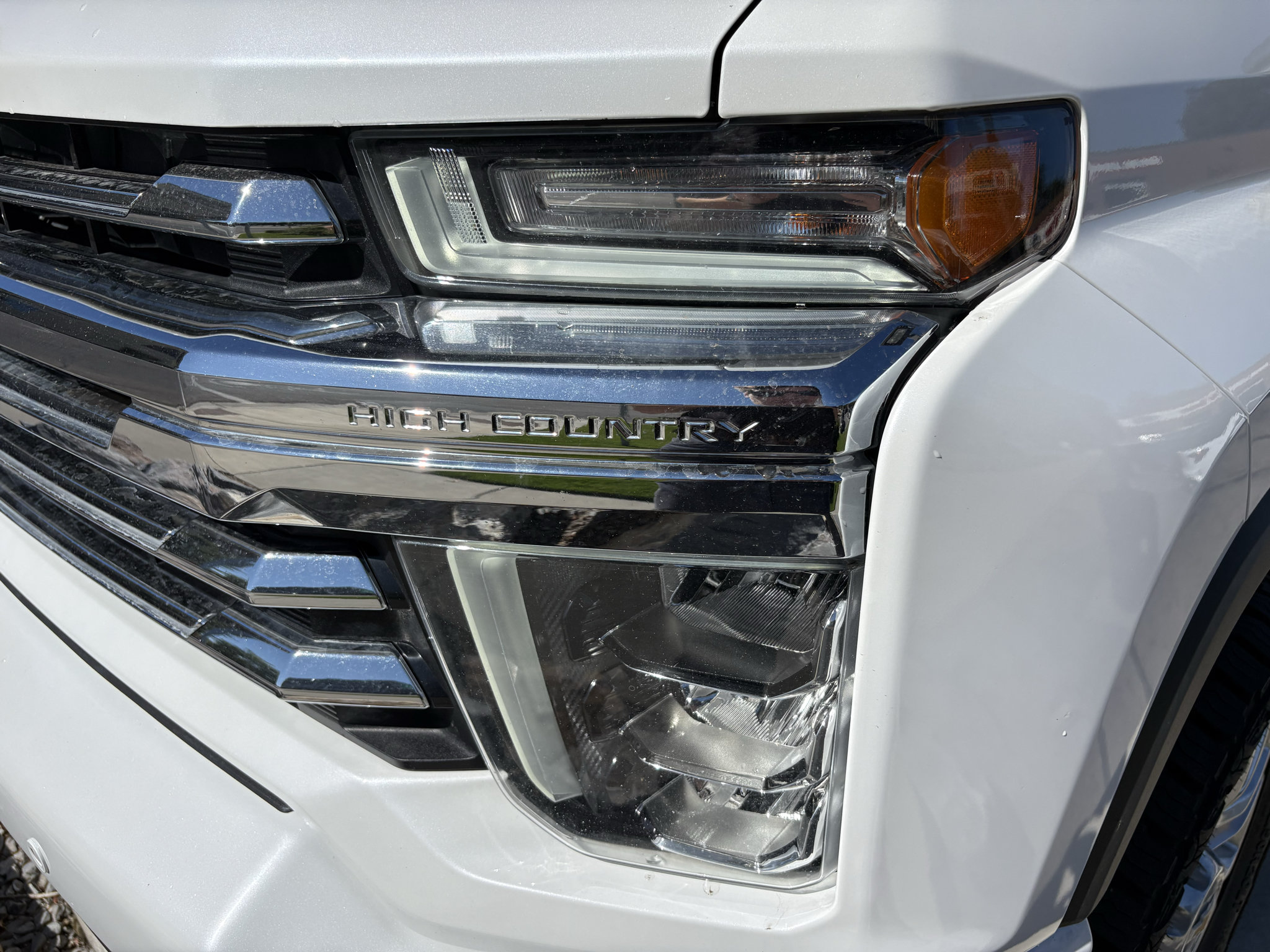 Used 2022 Chevrolet Silverado 3500 High Country AWD/4WD image 16