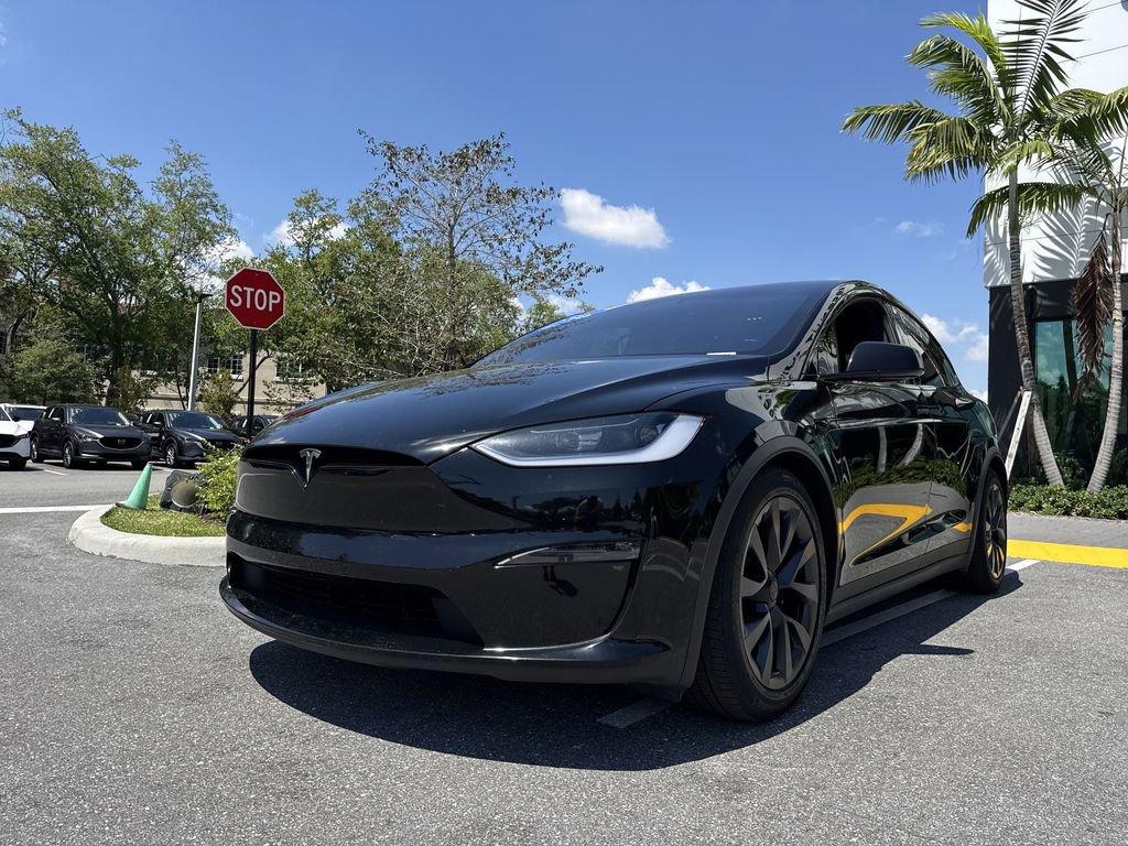 Used 2024 Tesla Model X image 32