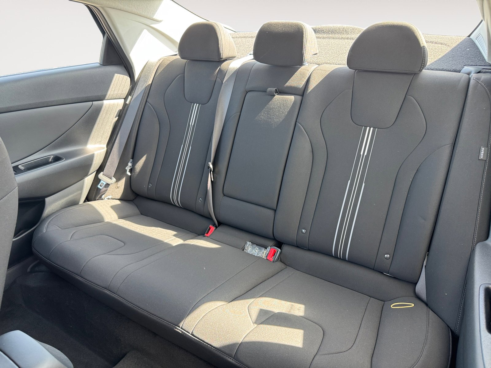 New 2025 Hyundai Elantra SEL image 13