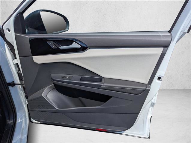 New 2026 Volkswagen Taos S image 25