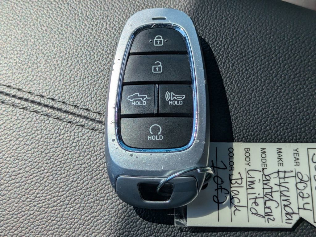 Used 2024 Hyundai Santa Cruz Limited image 36