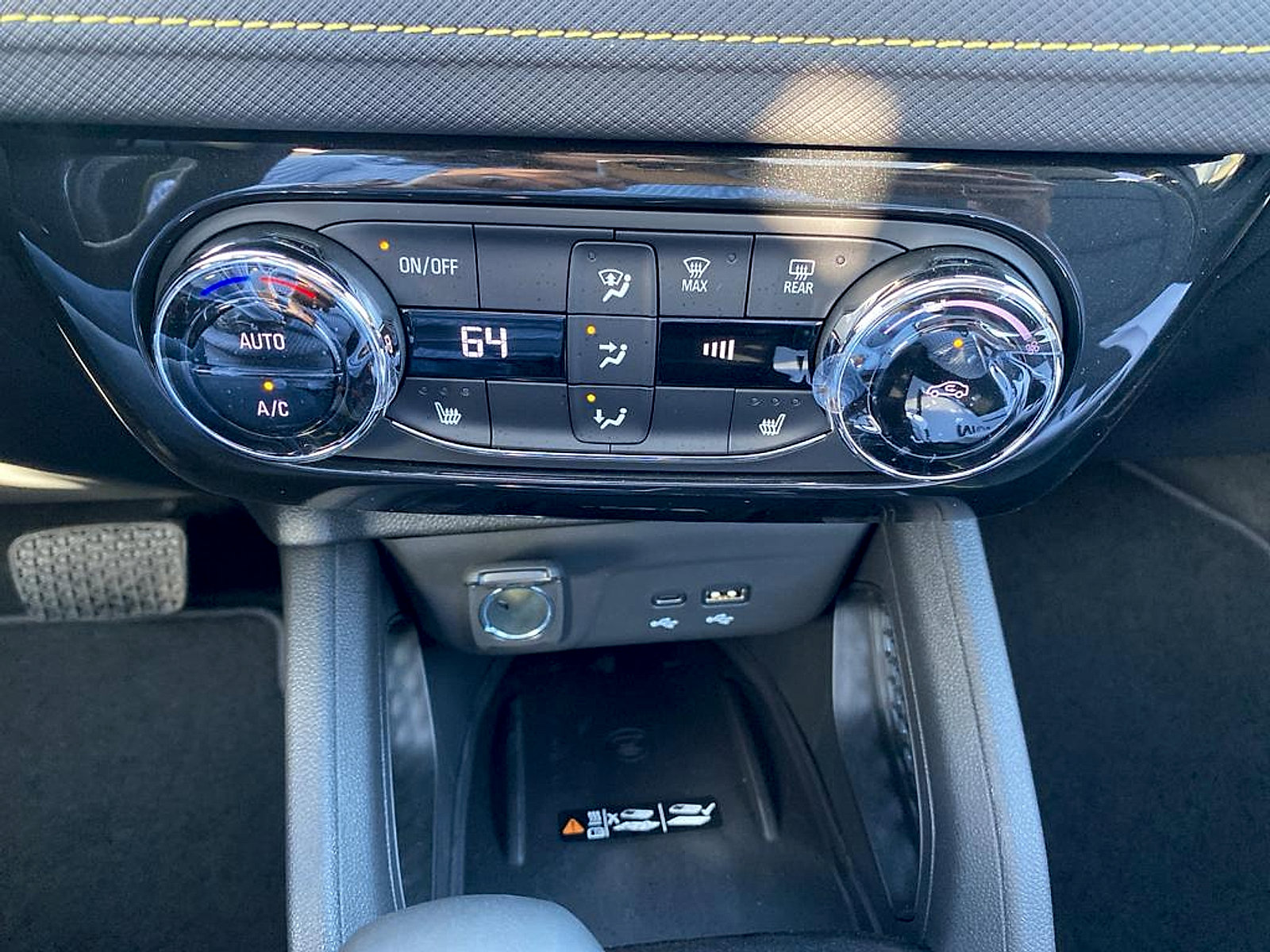 Used 2024 Chevrolet TrailBlazer ACTIV w/ Convenience Package FWD image 24