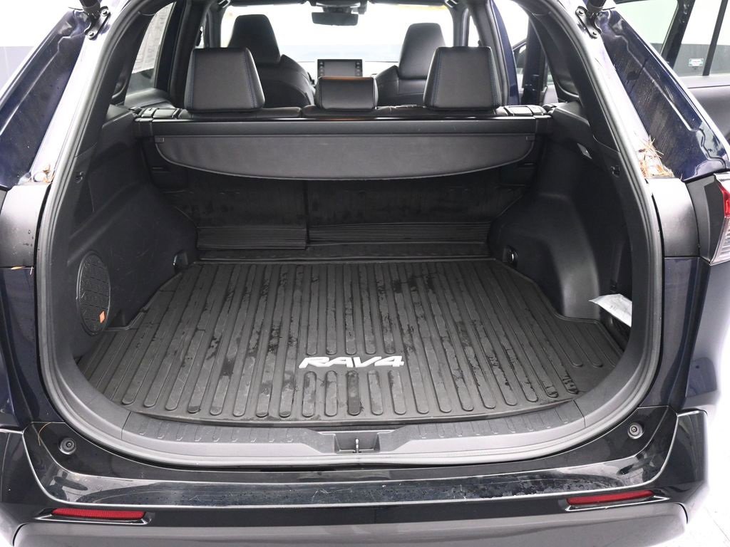 Used 2021 Toyota RAV4 XSE image 16