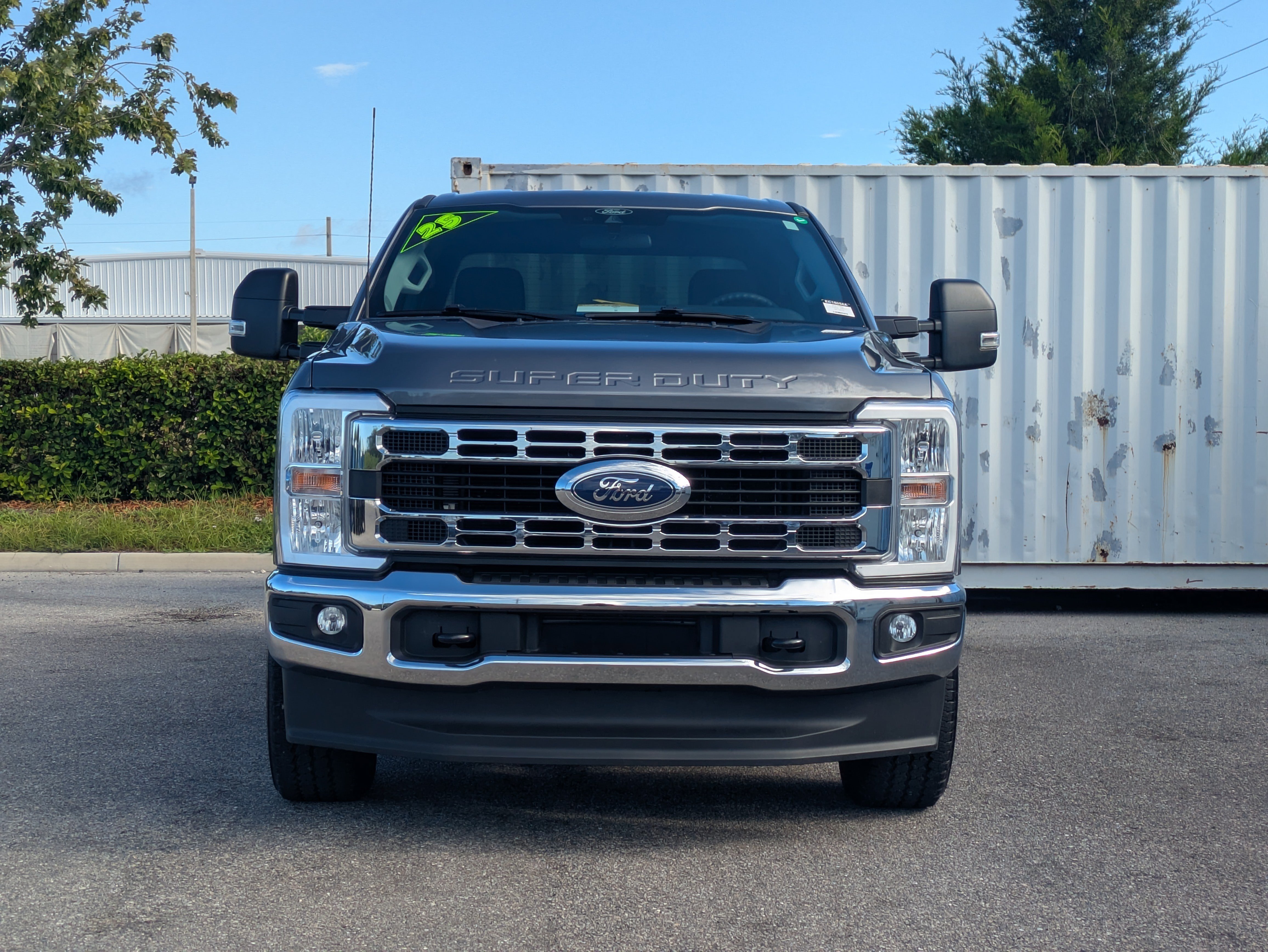 Used 2025 Ford F250 XLT w/ FX4 Off-Road Package AWD/4WD image 9