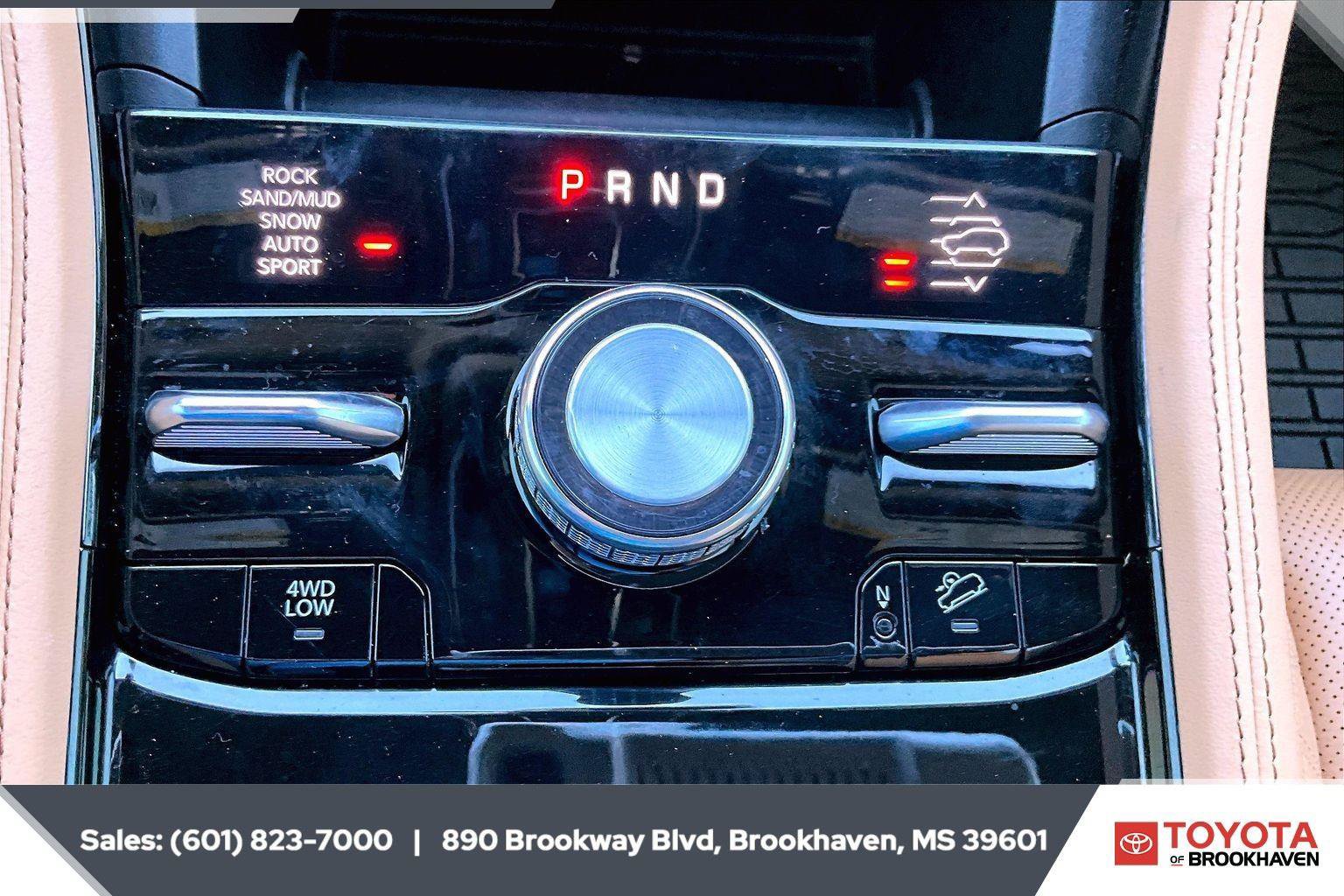 Used 2025 Jeep Grand Cherokee L Summit AWD/4WD image 25