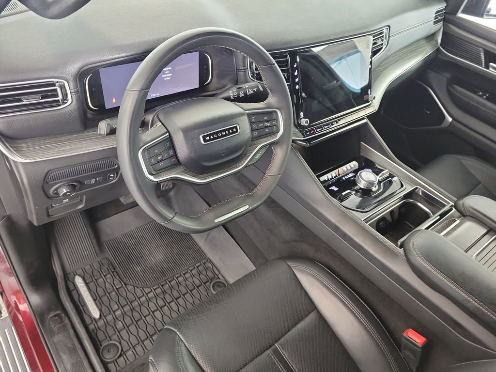 Used 2024 Jeep Wagoneer Series III w/ Premium Group I image 10