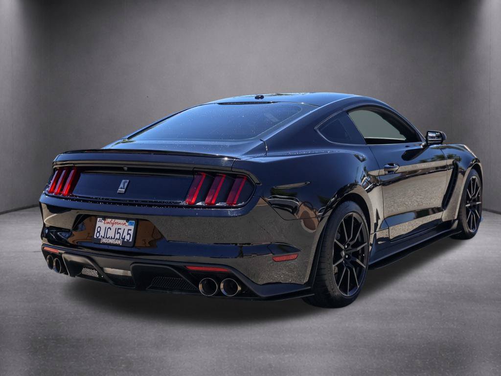 Used 2016 Ford Mustang Shelby GT350 w/ Technology Package RWD image 4