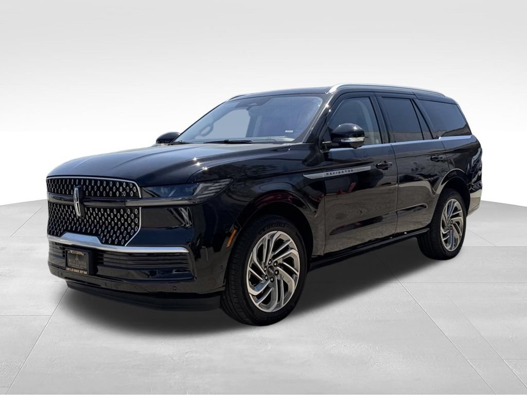 Used 2025 Lincoln Navigator Reserve AWD/4WD image 5
