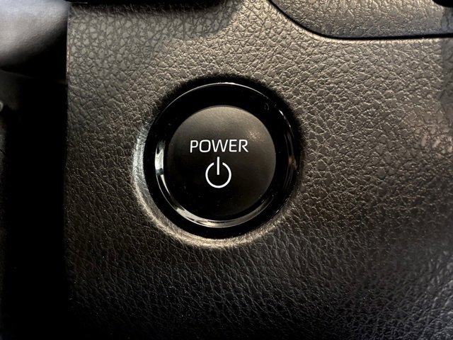 Used 2025 Toyota Camry SE image 24