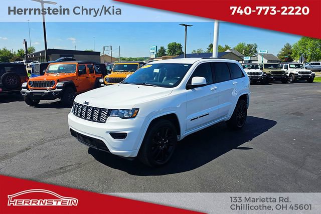 Used 2021 Jeep Grand Cherokee Laredo X AWD/4WD image 3