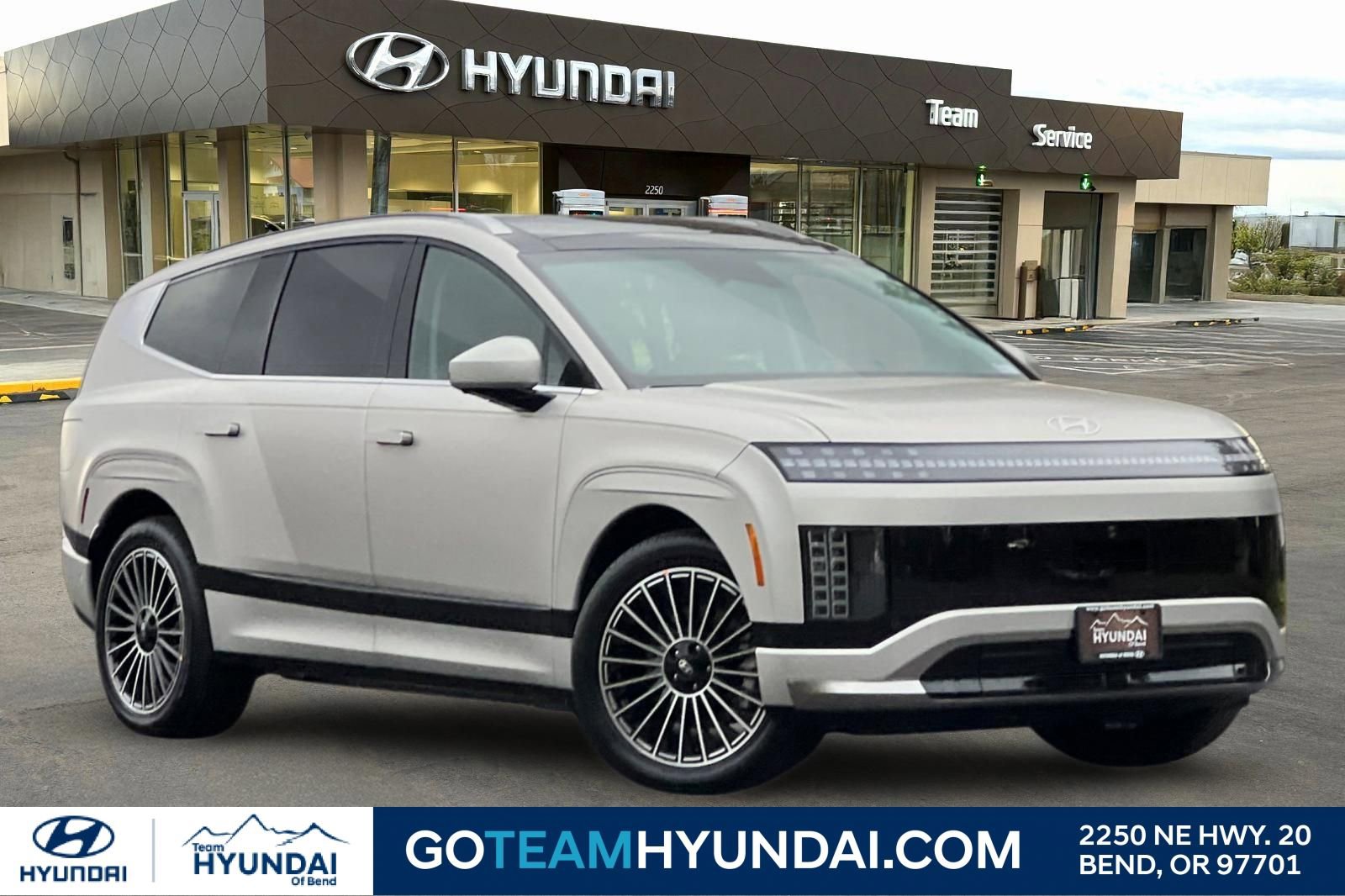 New 2026 Hyundai Ioniq 9 Calligraphy image 1