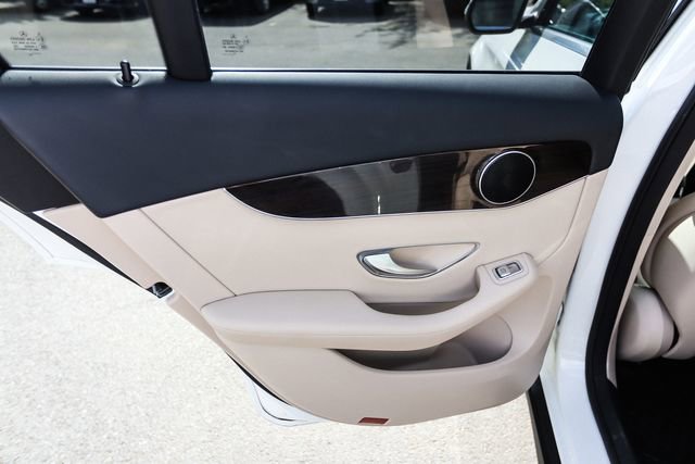 Used 2017 Mercedes-Benz GLC 300 4MATIC image 64