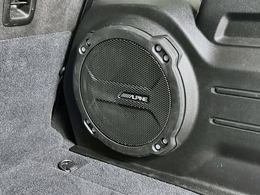 Used 2018 Jeep Wrangler Unlimited Sahara AWD/4WD image 21