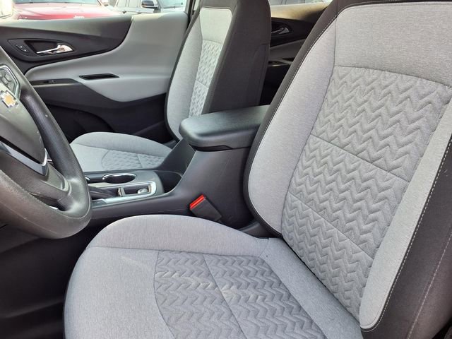 Used 2024 Chevrolet Equinox LS w/ LS Convenience Package image 3