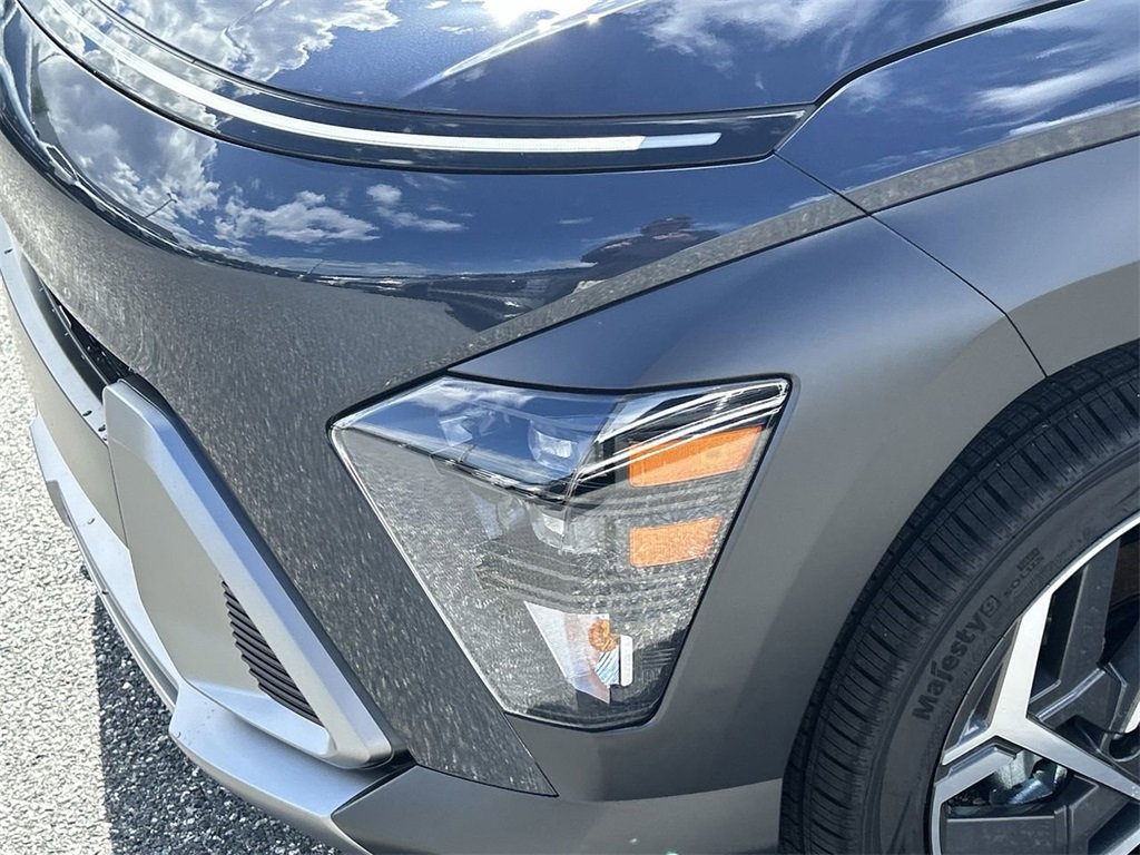 New 2026 Hyundai Kona SEL Premium image 16