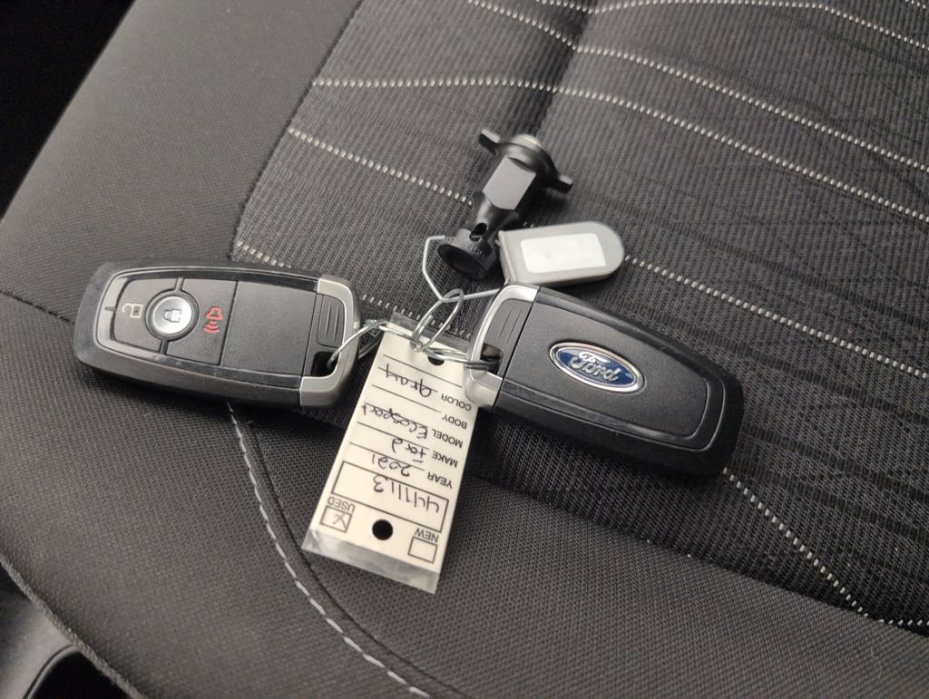Used 2021 Ford EcoSport SE w/ SE Convenience Package FWD image 40